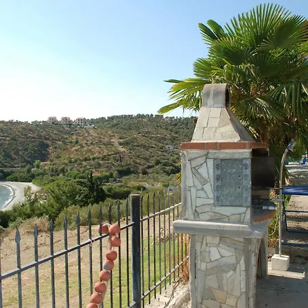 Demi דירה *